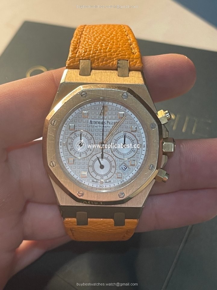 Audemars Piguet Royal Oak Chronograph Mens watch Unisex Automatic Rose gold F 71557