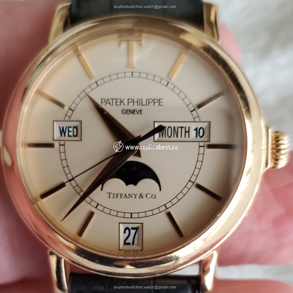 Patek Philippe Annual Calendar Mens watch Unisex Automatic Yellow gold 5150J