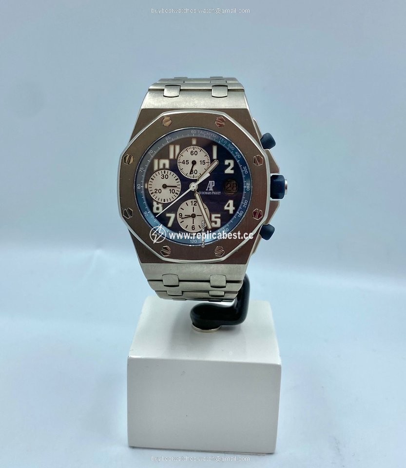 Audemars Piguet Royal Oak Offshore Chronograph Mens watch Unisex Automatic Titanium 25721TI.OO.1000TI.04