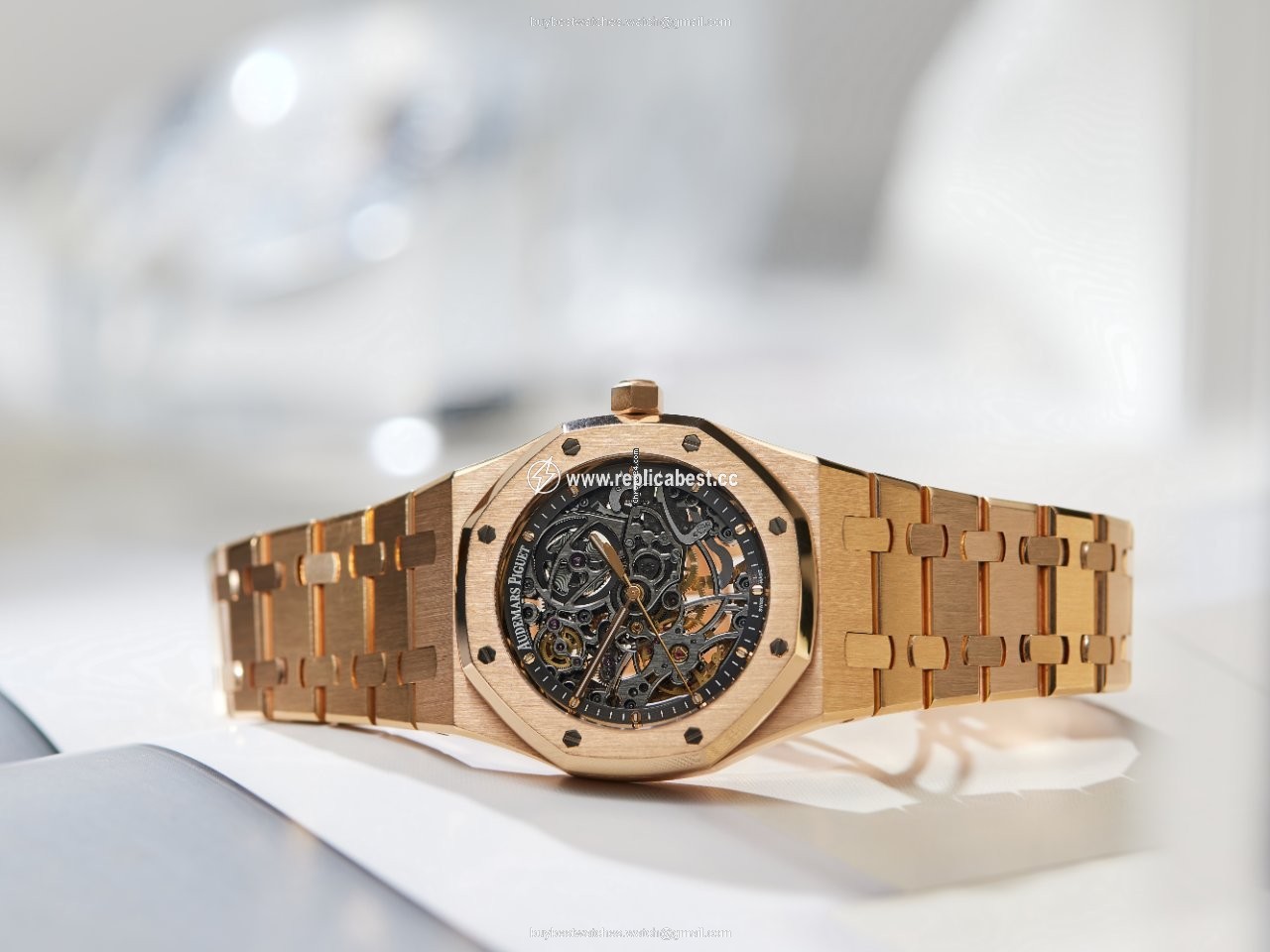 Audemars Piguet Royal Oak Selfwinding Mens watch Unisex Automatic Rose gold 15305OR.OO.D088CR.01