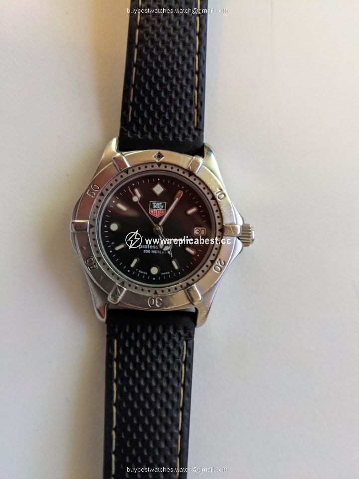 TAG Heuer 2000 Quartz Steel 962.008R