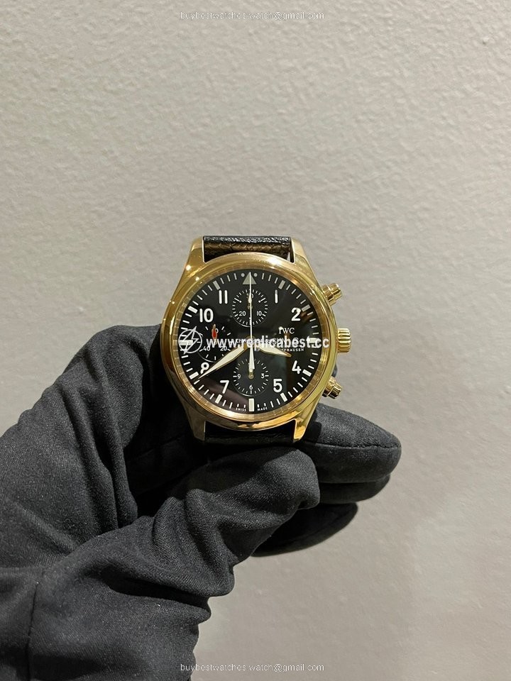IWC Pilot Chronograph Mens watch Unisex Automatic Rose gold IW371713