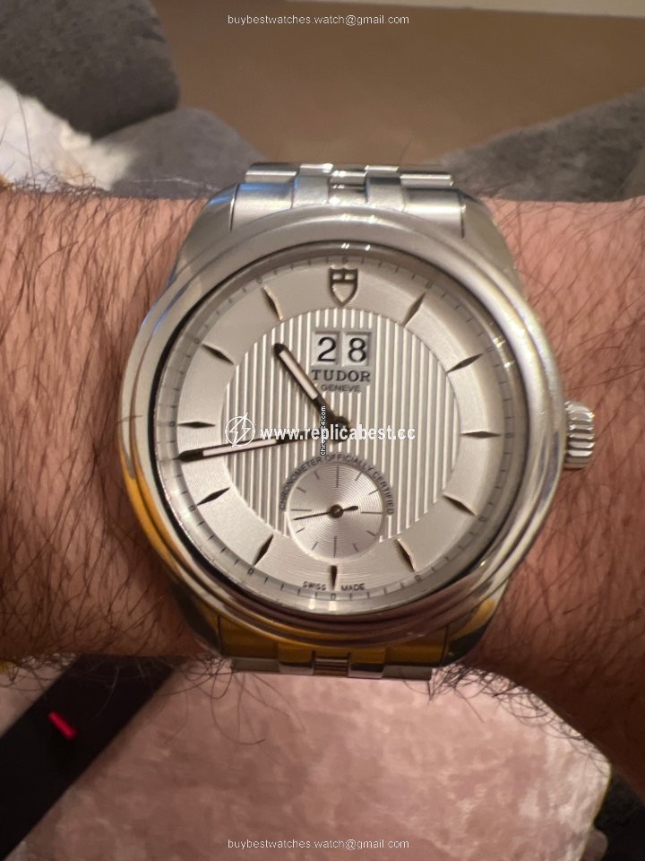 Tudor Glamour Double Date Mens watch Unisex Automatic Steel 57100-0002