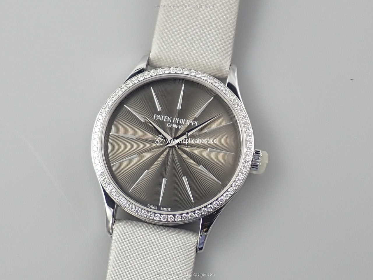 Patek Philippe Calatrava Manual winding White gold 4897G