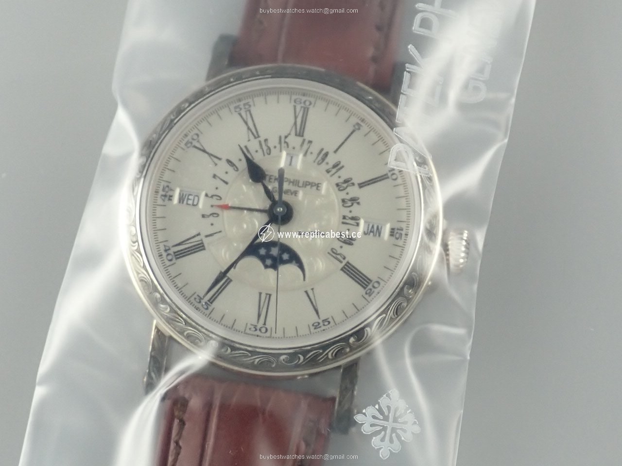 Patek Philippe Perpetual Calendar Automatic White gold 5160G