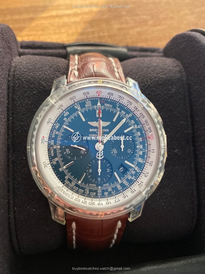 Breitling Navitimer 01 Mens watch Unisex Automatic Steel AB0125