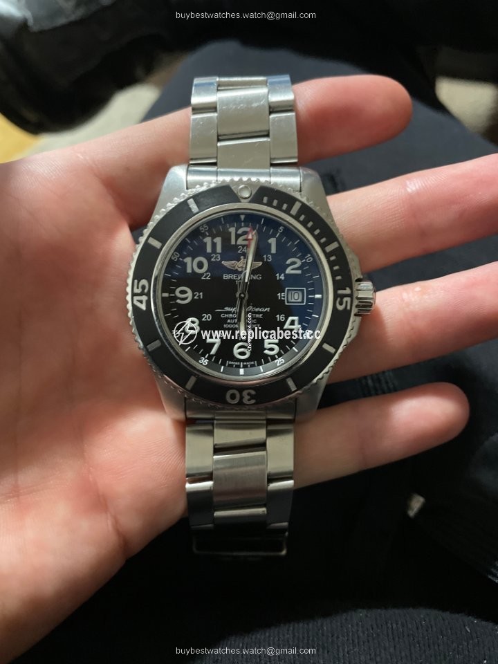 Breitling Superocean II 44 Mens watch Unisex Automatic Steel A17392D7 BD68 162A