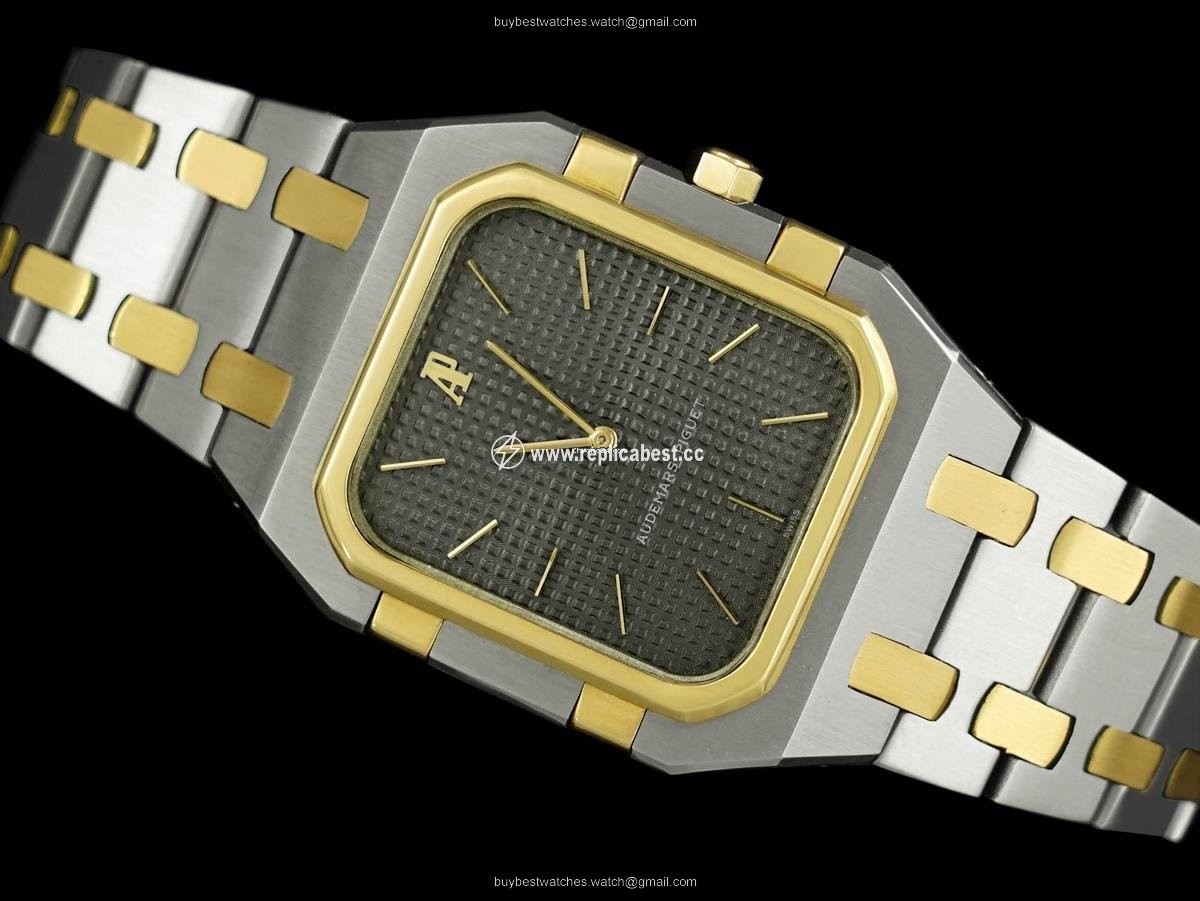 Audemars Piguet Royal Oak Jumbo Mens watch Unisex Quartz Gold Steel 8260