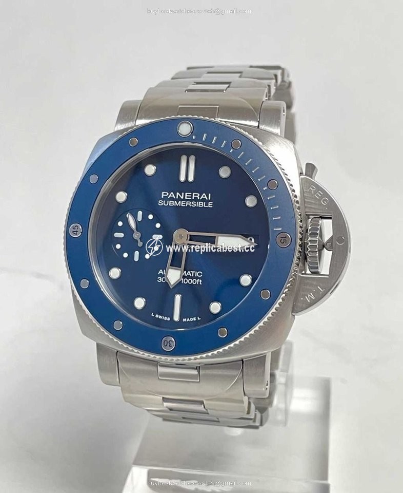 Panerai Luminor Submersible Mens watch Unisex Automatic Steel PAM01068PO-1