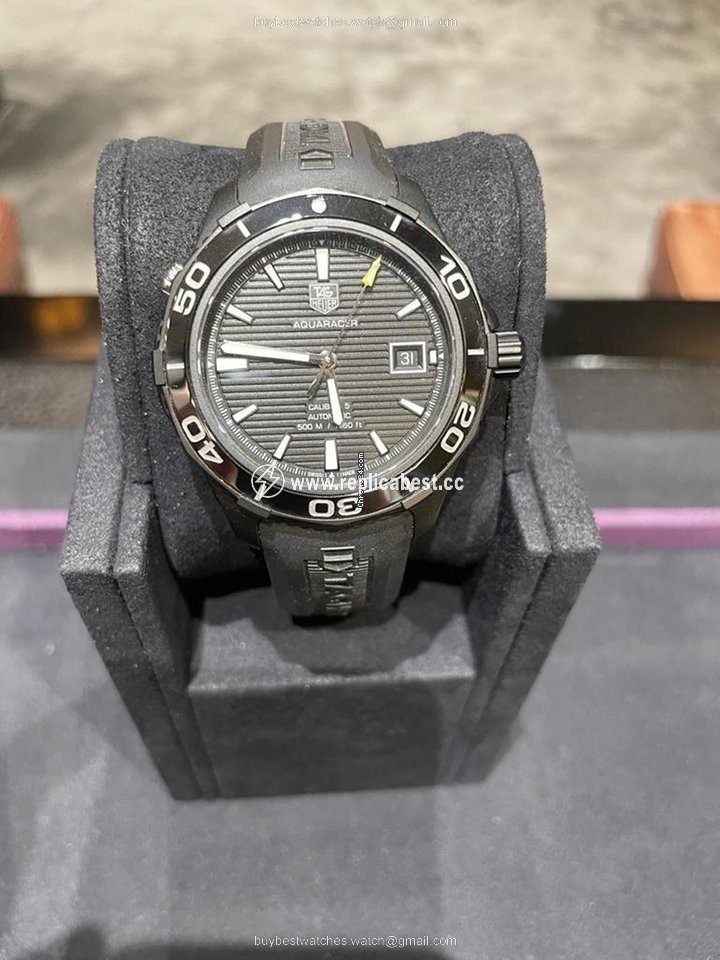 TAG Heuer Aquaracer 500M Mens watch Unisex Automatic Titanium WAK2180.FT6027