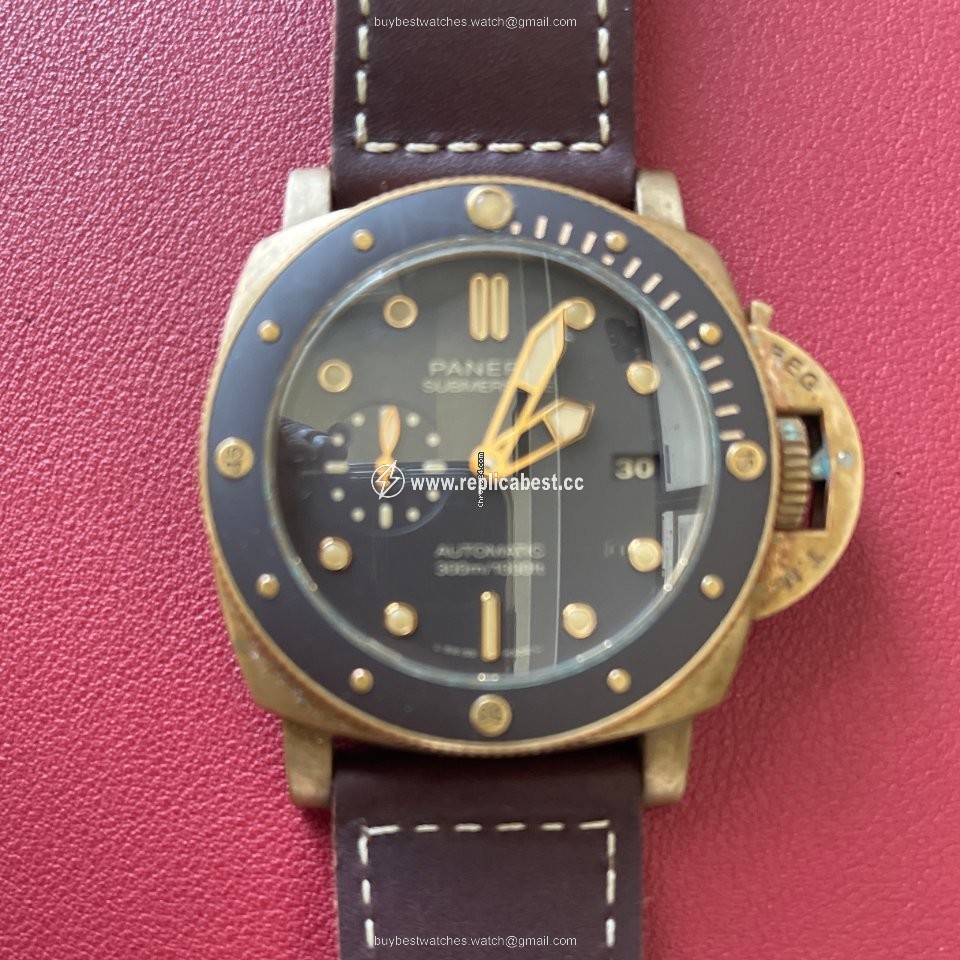 Panerai Luminor Submersible Mens watch Unisex Automatic Bronze PAM 00968