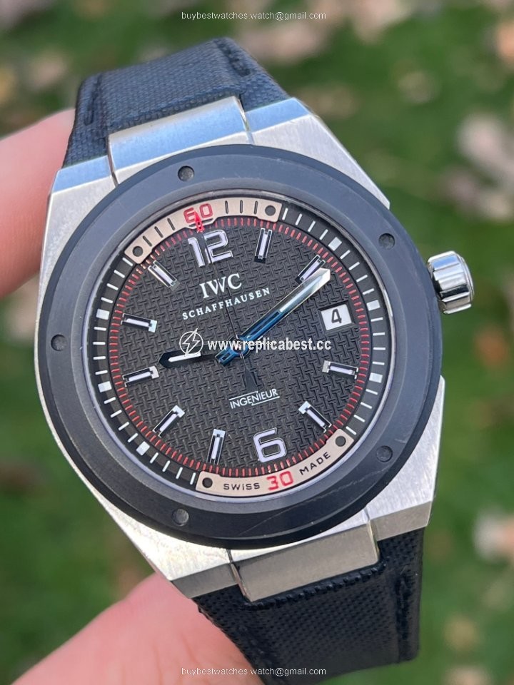 IWC Ingenieur Automatic Mens watch Unisex Automatic Steel IW323401