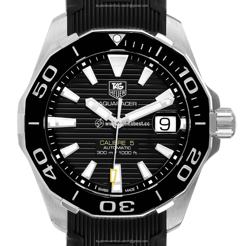 TAG Heuer Aquaracer 300M Mens watch Unisex Automatic Steel WAY211A
