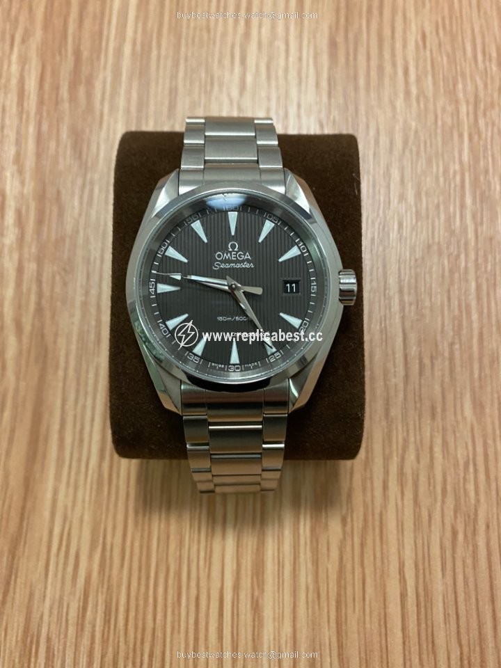 Omega Seamaster Aqua Terra Mens watch Unisex Quartz Steel 231.10.39.60.06.001
