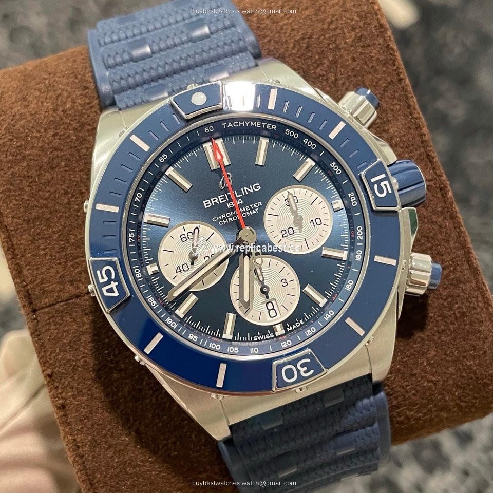 Breitling Chronomat Mens watch Unisex Automatic Steel AB0136161C1S1