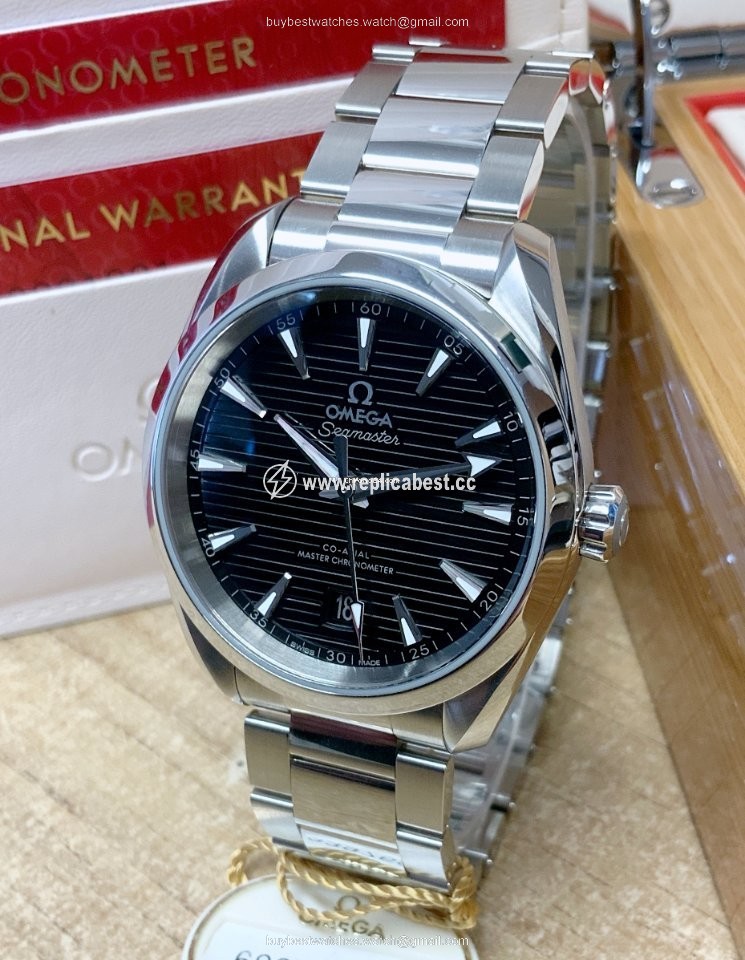 Omega Seamaster Aqua Terra Mens watch Unisex Automatic Steel 220.10.38.20.01.001