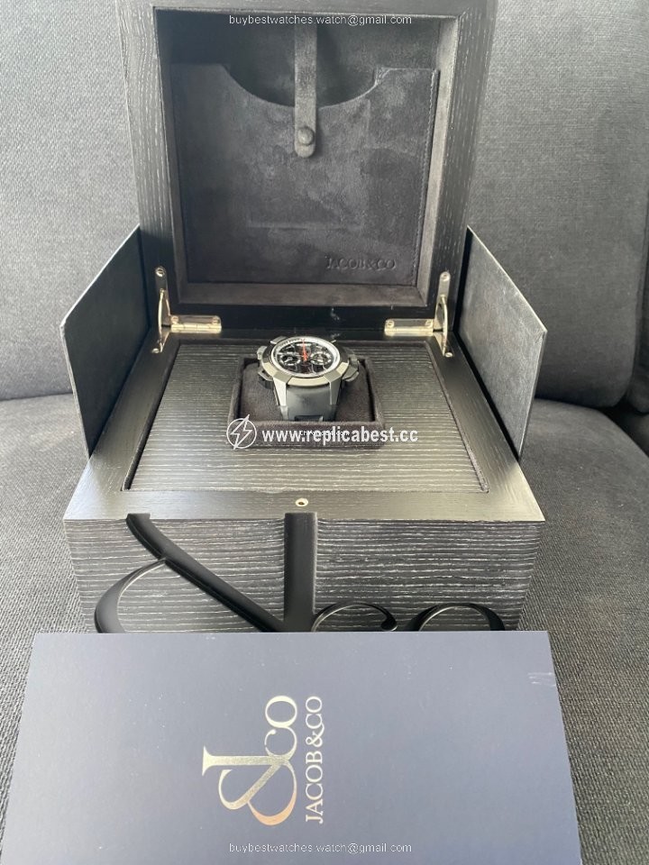 Jacob & Co. Mens watch Unisex Automatic Titanium EC311.21.SA.BB.A