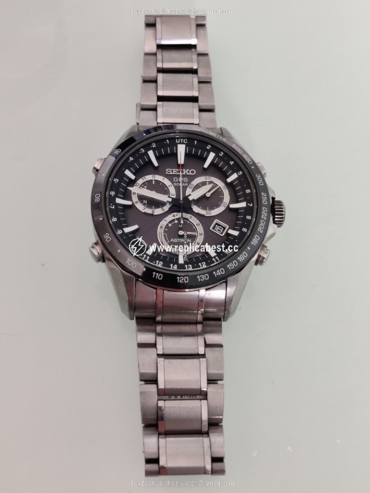Seiko Astron GPS Solar Chronograph Mens watch Unisex Automatic Steel SSE011J1