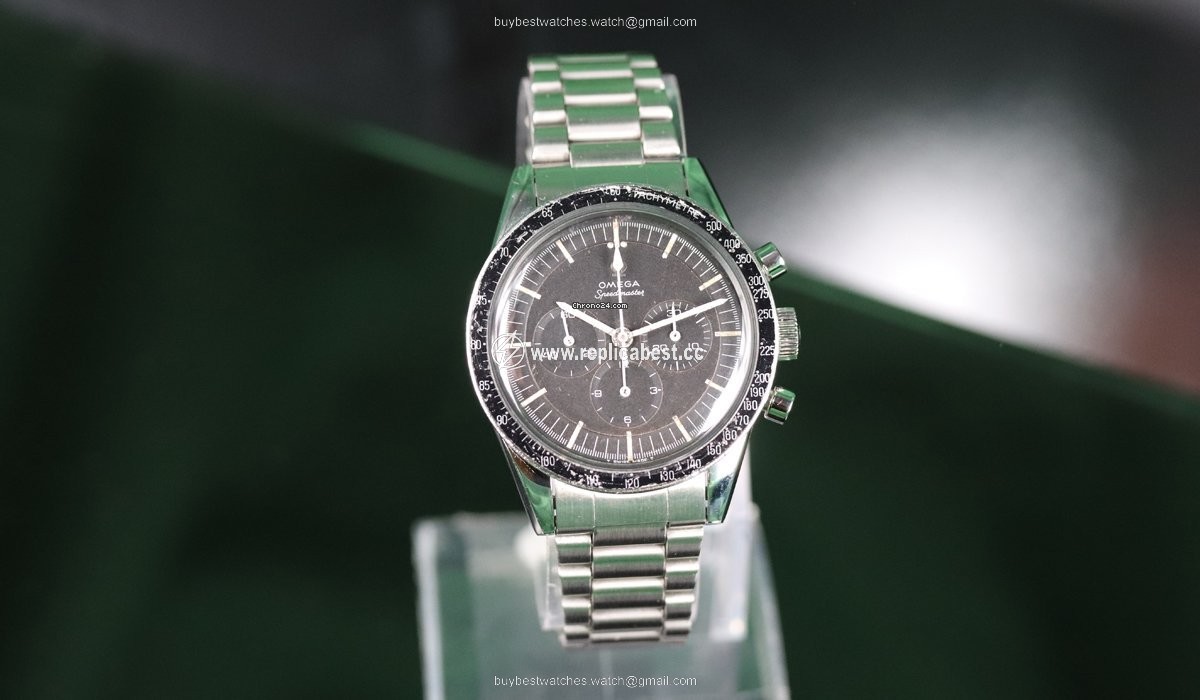 Omega Speedmaster Professional Moonwatch Automatic Steel 105.003