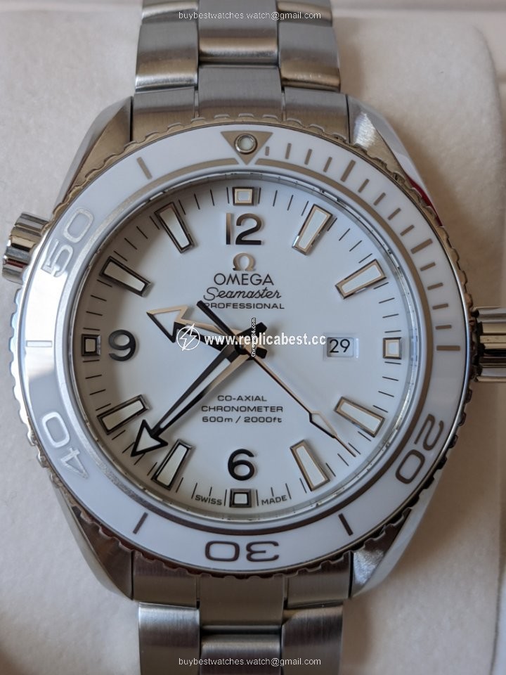 Omega Seamaster Planet Ocean Mens watch Unisex Automatic Steel 232.30.38.20.04.001