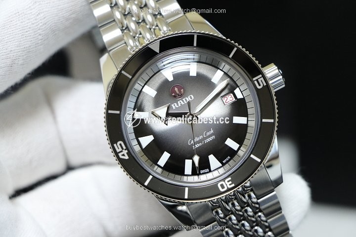 Rado HyperChrome Captain Cook Automatic Steel R32105153