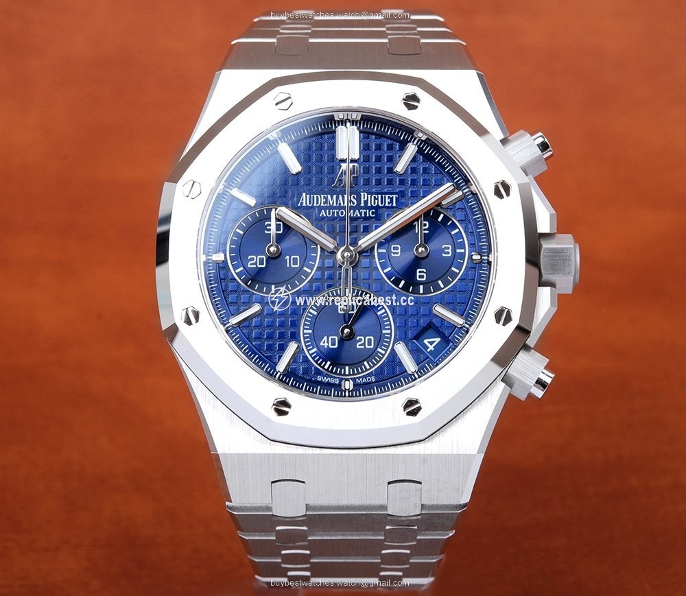 Audemars Piguet Royal Oak Selfwinding Mens watch Unisex Automatic White gold 26239BC.OO.1220BC.01