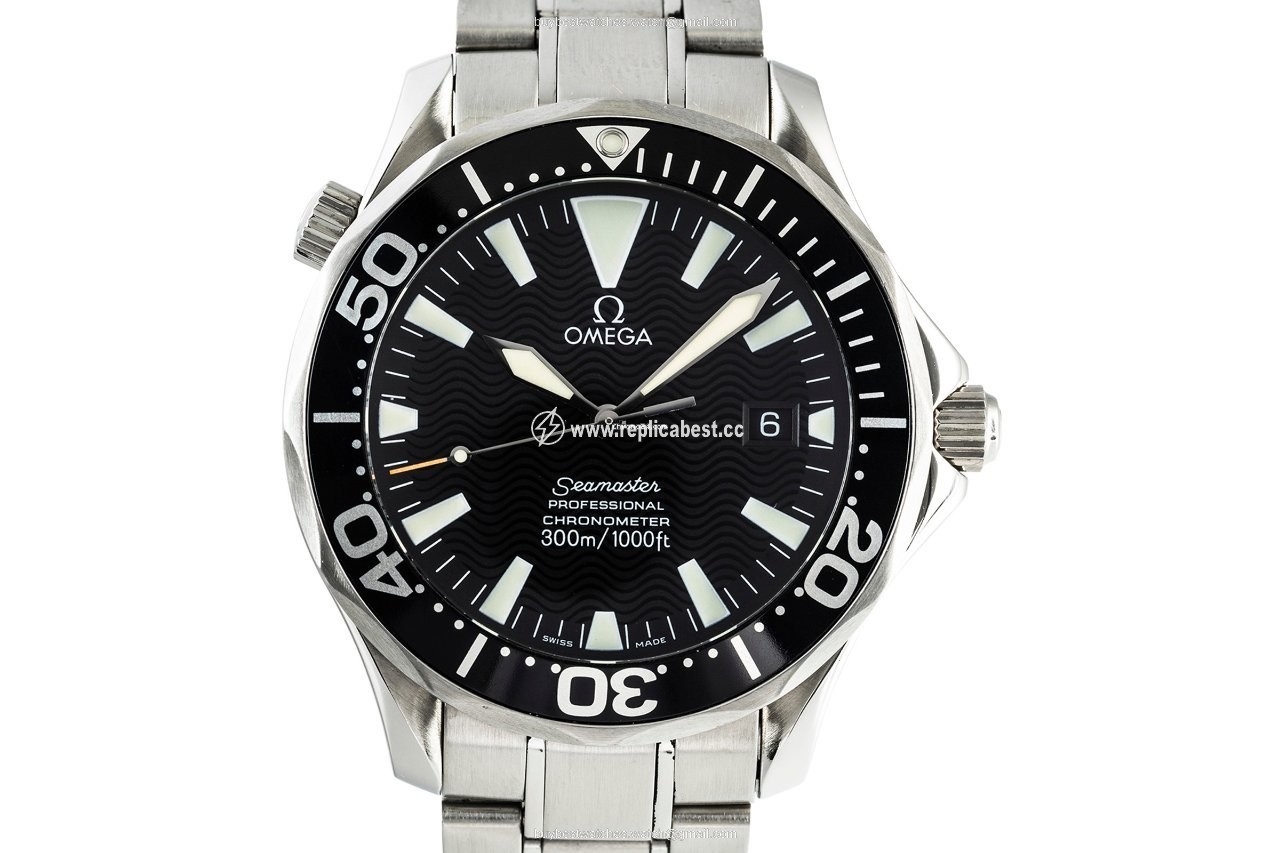 Omega Seamaster Diver 300 M Mens watch Unisex Automatic Steel 2254.50.00