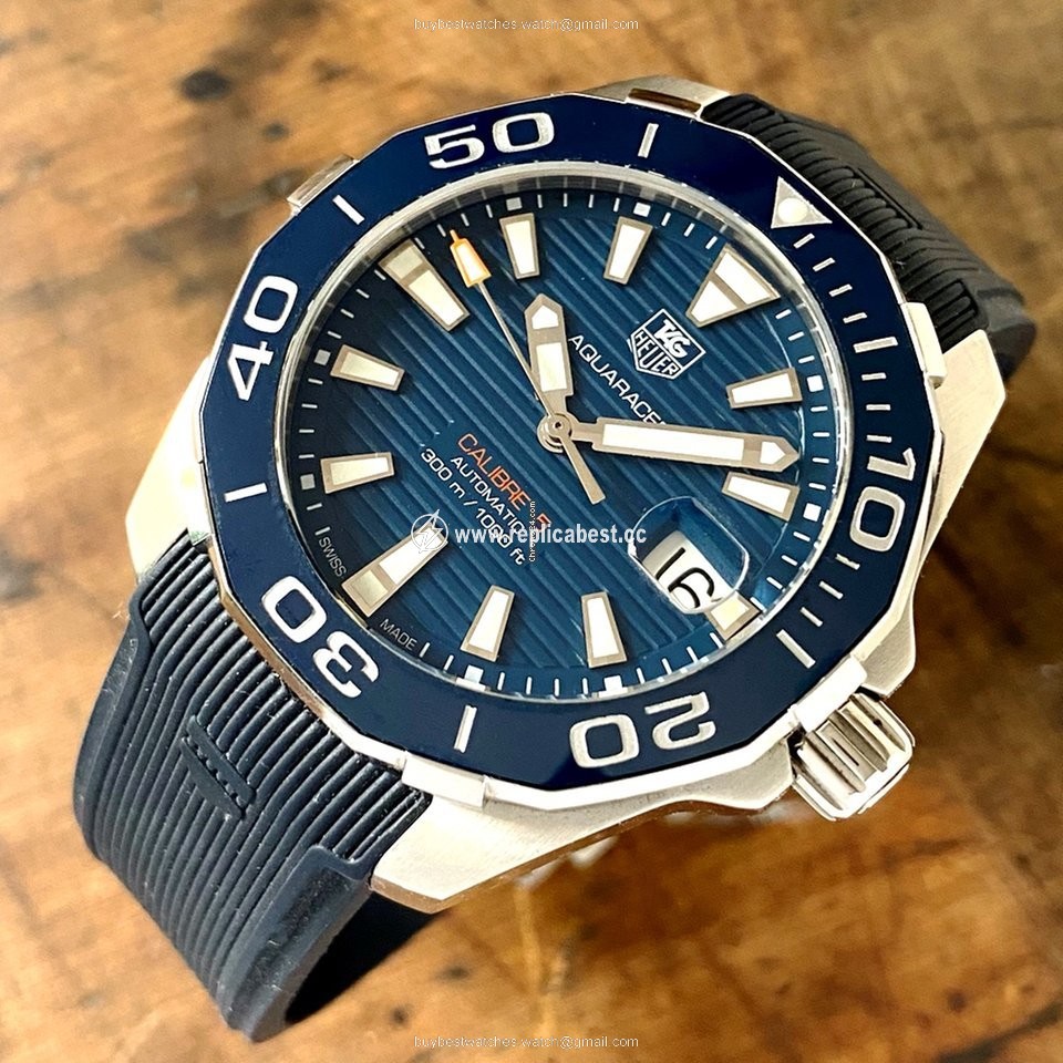 TAG Heuer Aquaracer 300M Mens watch Unisex Automatic Steel WAY211C.FT6155