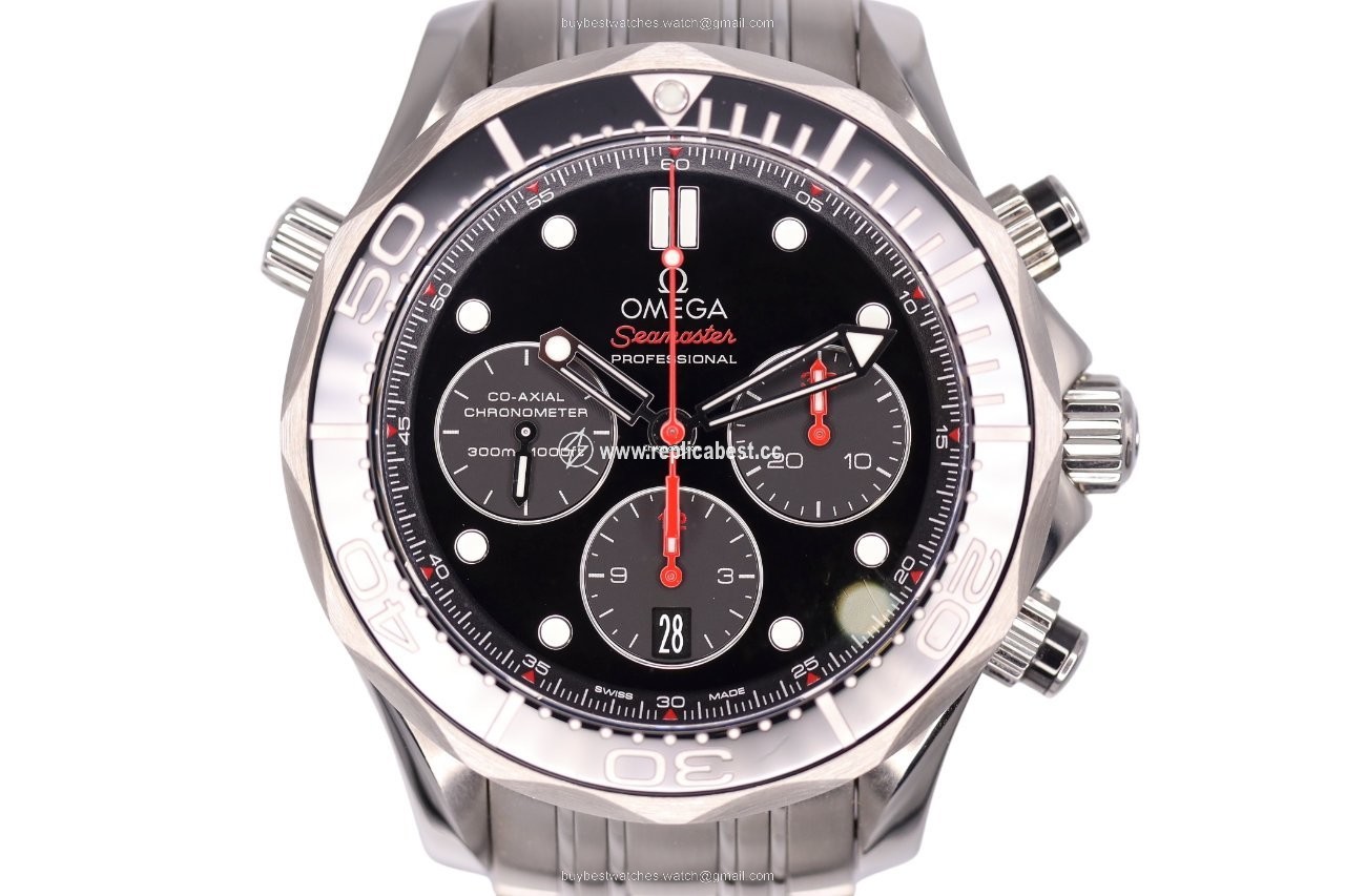 Omega Seamaster Diver 300 M Mens watch Unisex Automatic Steel 212.30.44.50.01.001