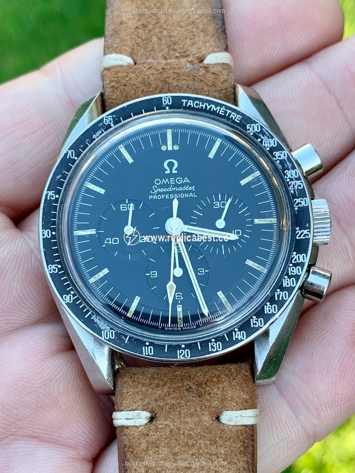 Omega Speedmaster Professional Moonwatch Mens watch Unisex 105.012 145.012