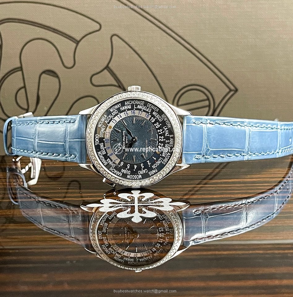 Patek Philippe World Time Automatic White gold 7130G-016
