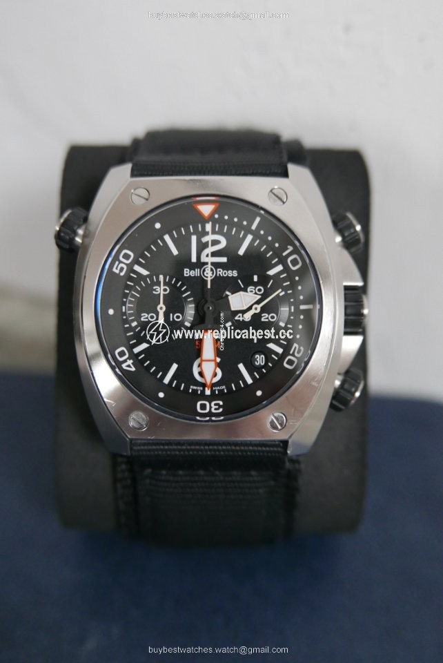 Bell & Ross BR 02 Mens watch Unisex Automatic Steel BR02-94-S