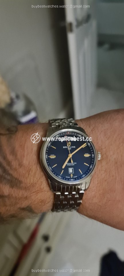 Breitling Mens watch Unisex Automatic Steel A45340241B1A1