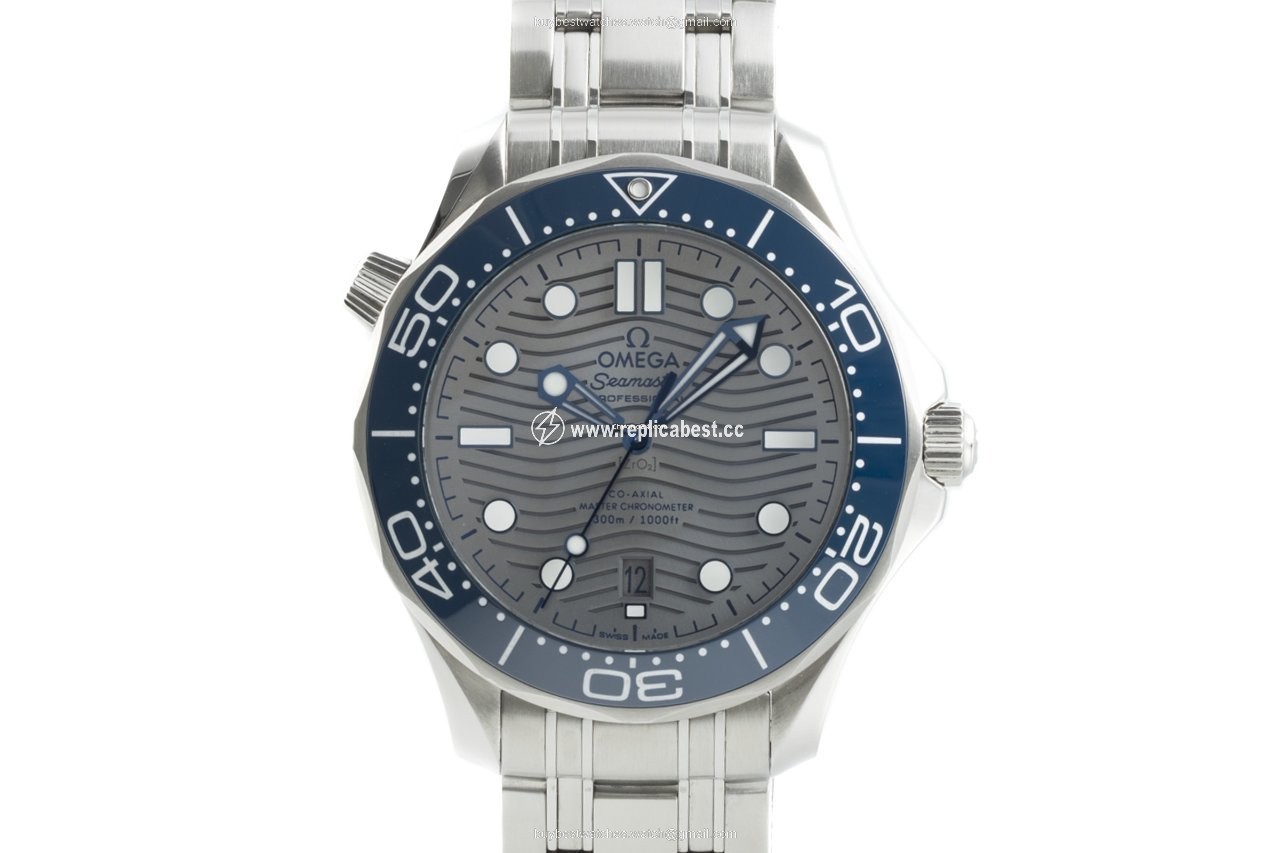 Omega Seamaster Diver 300 M Mens watch Unisex Automatic Steel 210.30.42.20.06.001