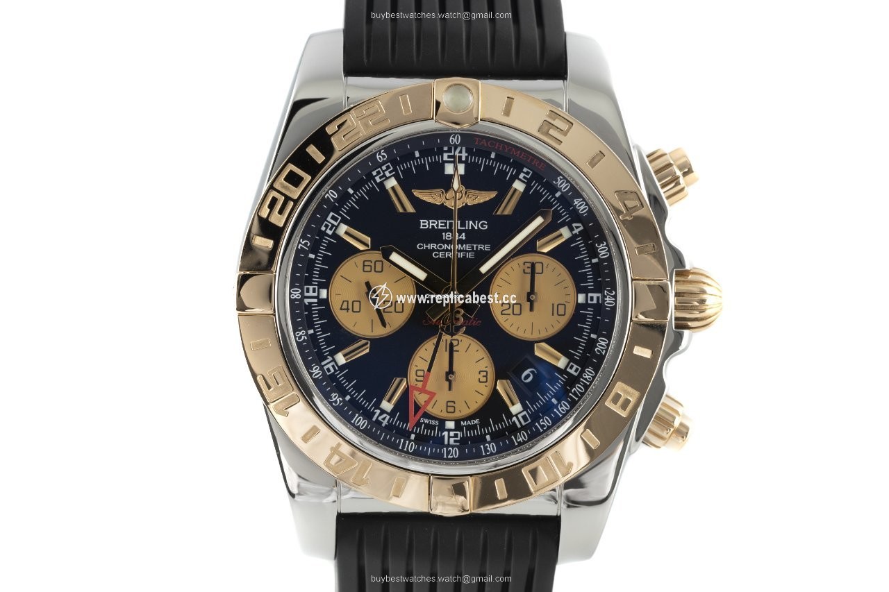Breitling Chronomat 44 GMT Mens watch Unisex Automatic Gold Steel CB0420