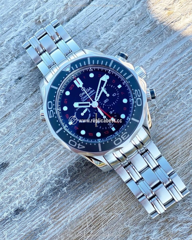 Omega Seamaster Diver 300 M Mens watch Unisex Automatic Steel 212.30.44.52.01.001
