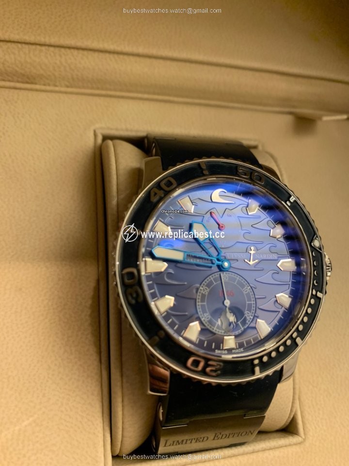 Ulysse Nardin Maxi Marine Diver Mens watch Unisex Automatic Steel 263-36LE-3
