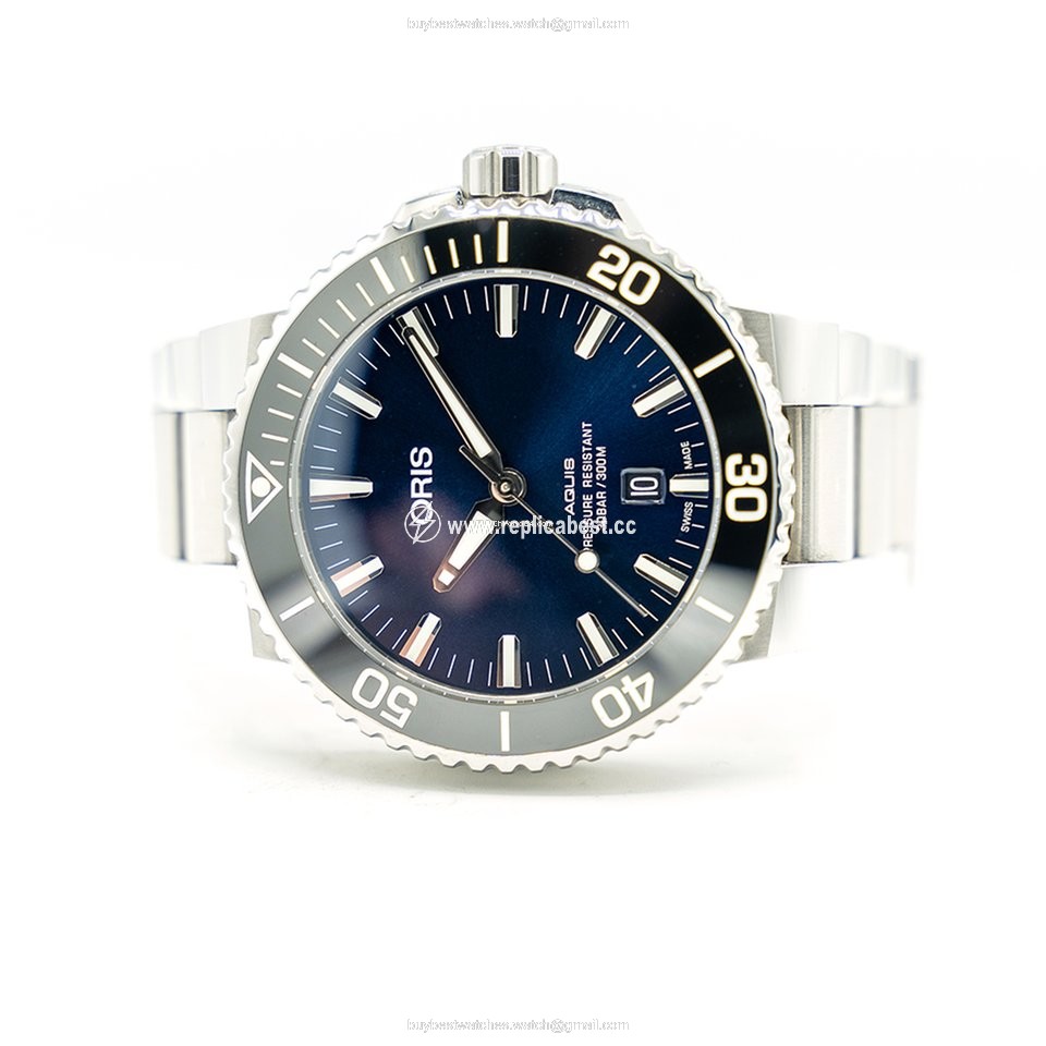 Oris Aquis Date Mens watch Unisex Automatic Steel 01 733 7730 4135-07 8 24 05PEB