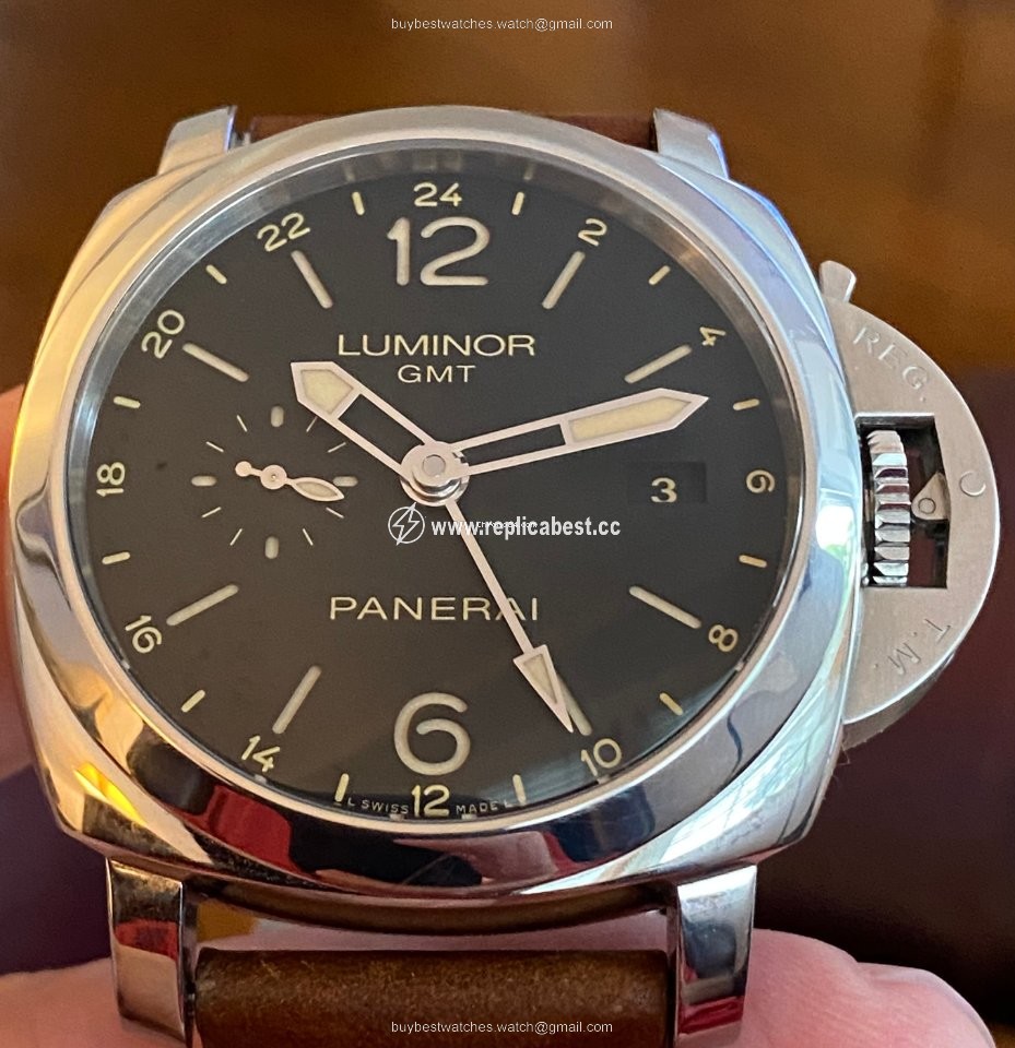 Panerai Luminor 1950 3 Days GMT Automatic Mens watch Unisex Automatic Steel PAM 00531