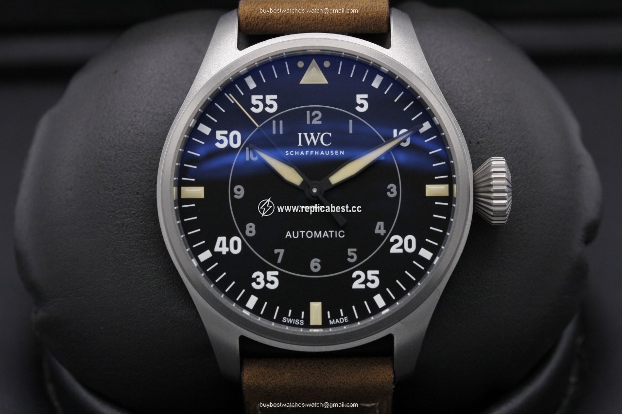 IWC Big Pilot Titanium IW329701