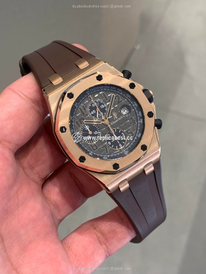 Audemars Piguet Royal Oak Offshore Mens watch Unisex Automatic Rose gold 26192OR.OO.D081CR.01