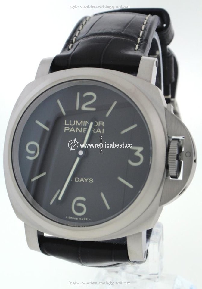 Panerai Luminor Base 8 Days Mens watch Unisex Manual winding Titanium PAM0562
