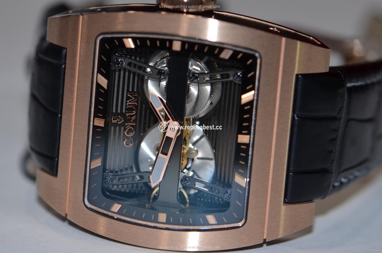 Corum Ti-Bridge Mens watch Unisex Automatic Rose gold 207.201.05 0F01 0000