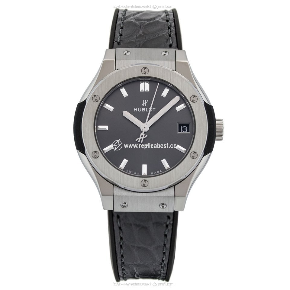 Hublot Classic Fusion Racing Grey Womens watch Quartz Titanium 581.NX.7071.LR