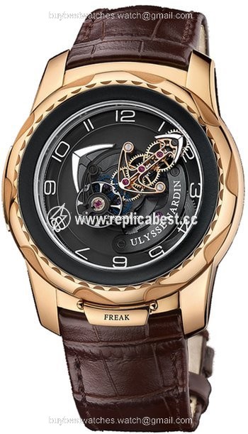 Ulysse Nardin Freak Cruiser Mens watch Unisex Manual winding Rose gold 2056-131