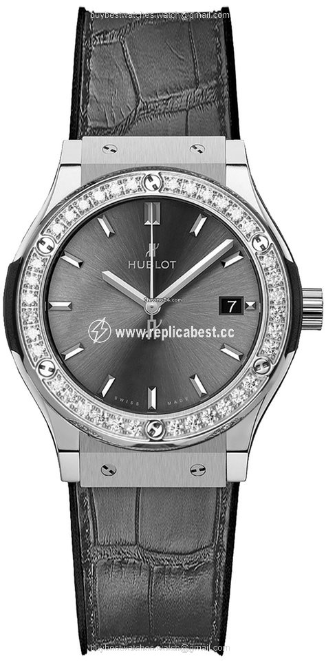 Hublot Classic Fusion Racing Grey Womens watch Quartz Titanium 581.nx.7071.lr.1104