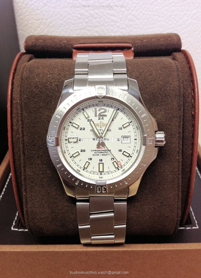 Breitling Colt Automatic Mens watch Unisex Automatic Steel A17388