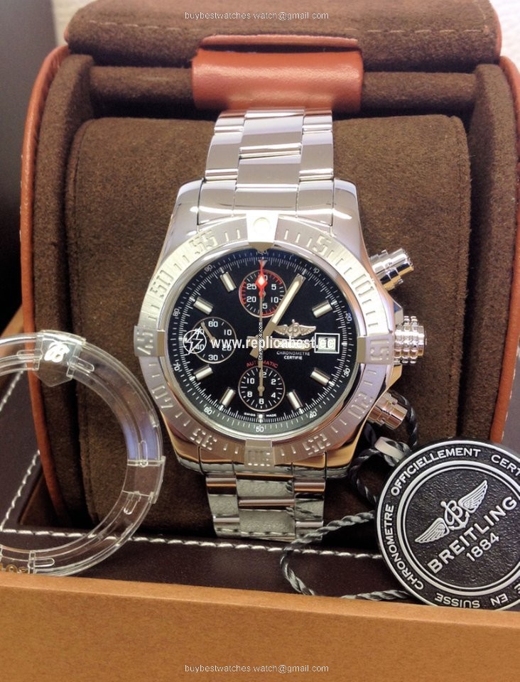 Breitling Avenger II Mens watch Unisex Automatic Steel A13381