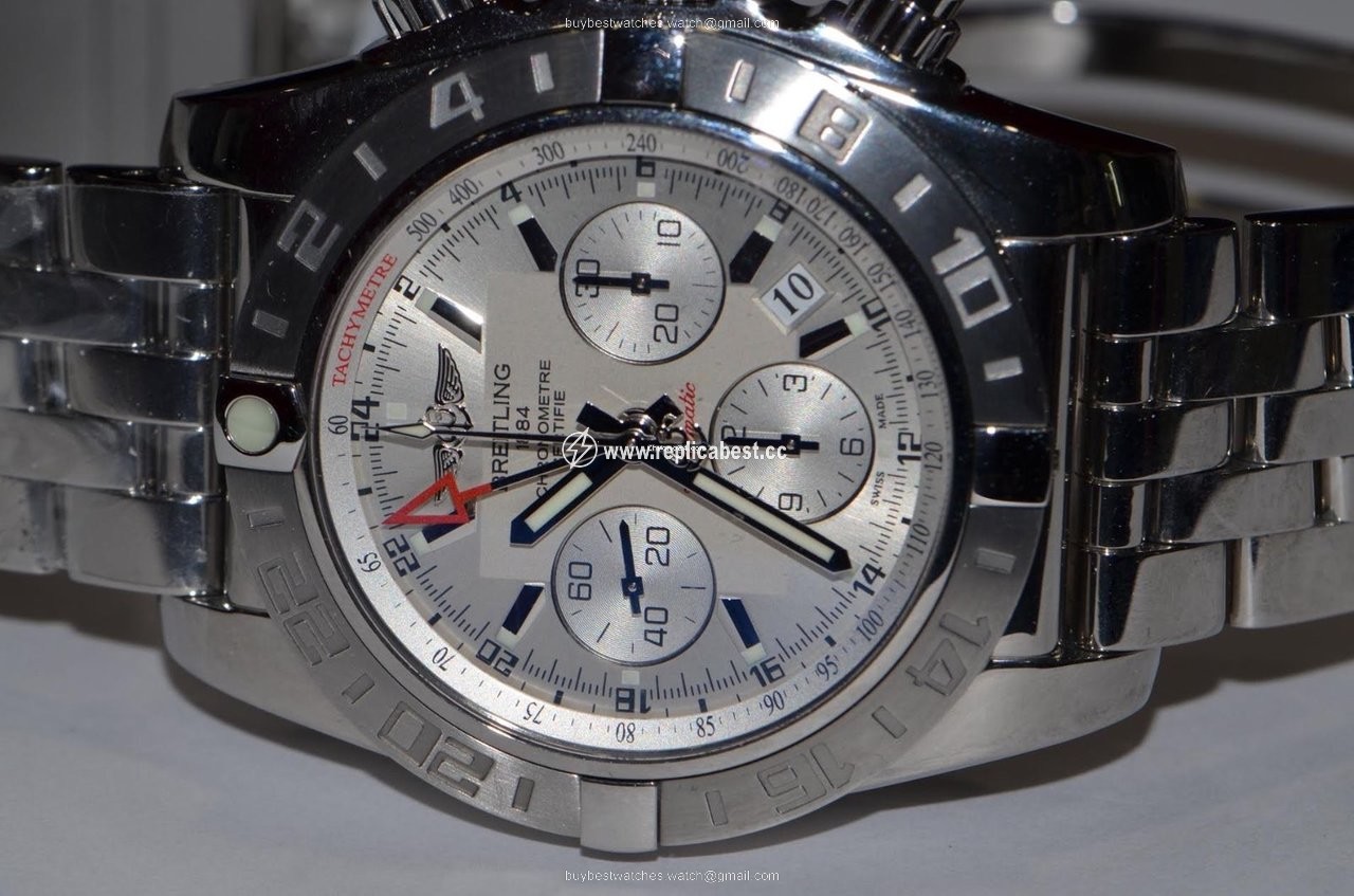 Breitling Chronomat 44 GMT Mens watch Unisex Automatic Steel AB042011
