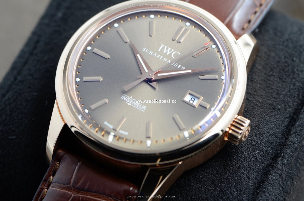 IWC Ingenieur Automatic Mens watch Unisex Automatic Rose gold IW323312